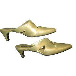 Escada Vintage Gold Italian Leather Crisscross Kitten Heeled Mules Sandals sz 6
